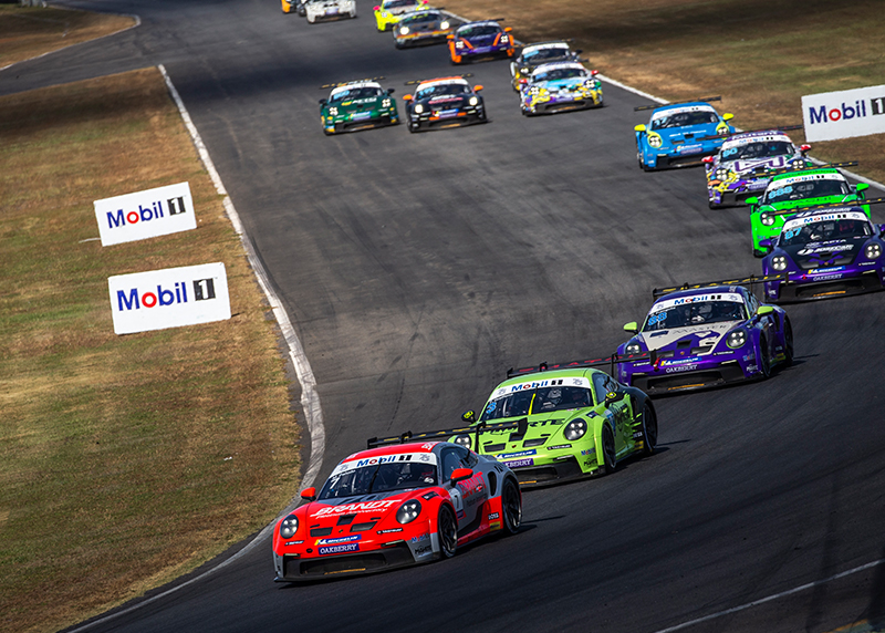 Piloto de Blumenau conquista terceiro lugar na Porsche Cup Brasil